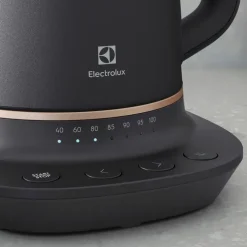 Electrolux Vedenkeitin E7K1-6Bp